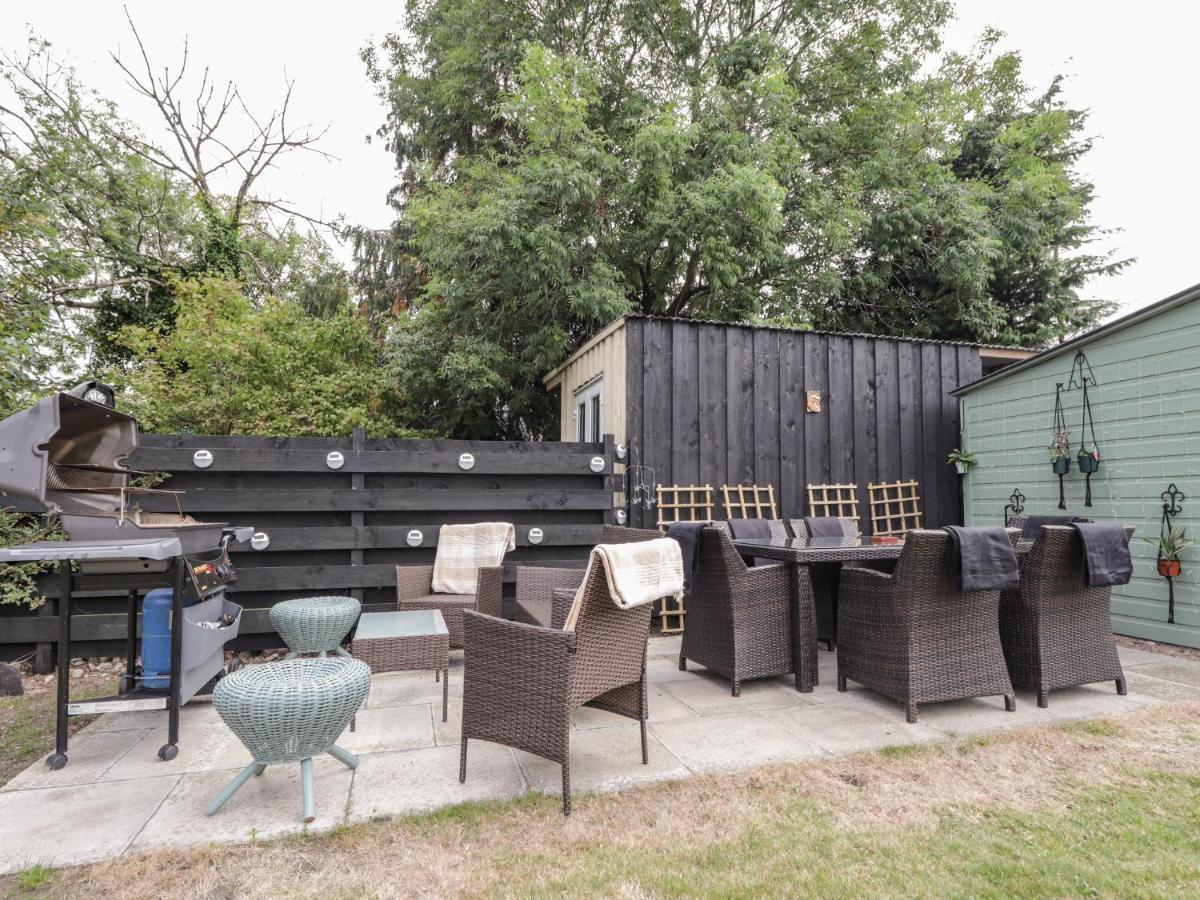 16 Fairfield Road Villa อินเวอร์เนส ภายนอก รูปภาพ