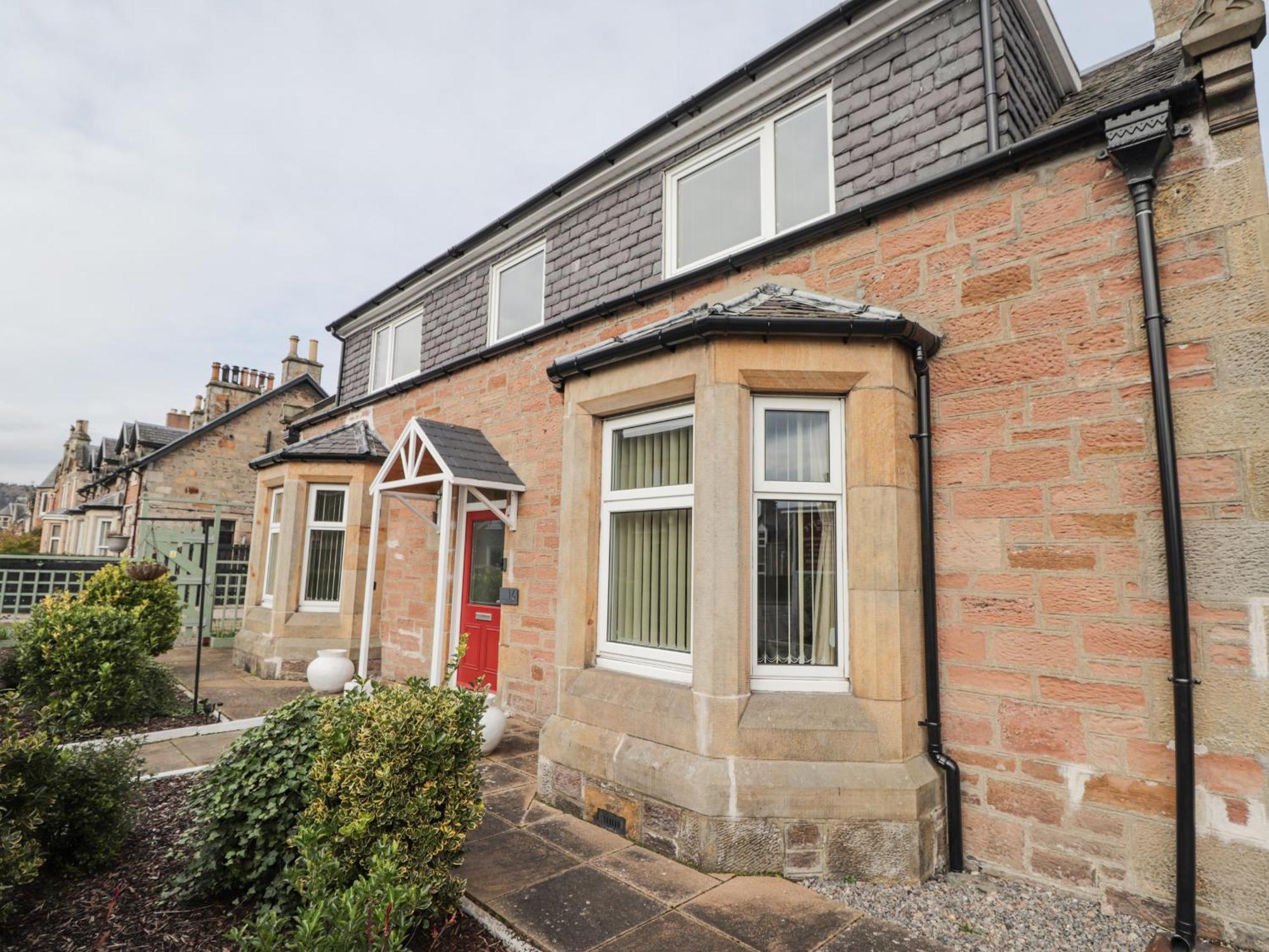 16 Fairfield Road Villa อินเวอร์เนส ภายนอก รูปภาพ