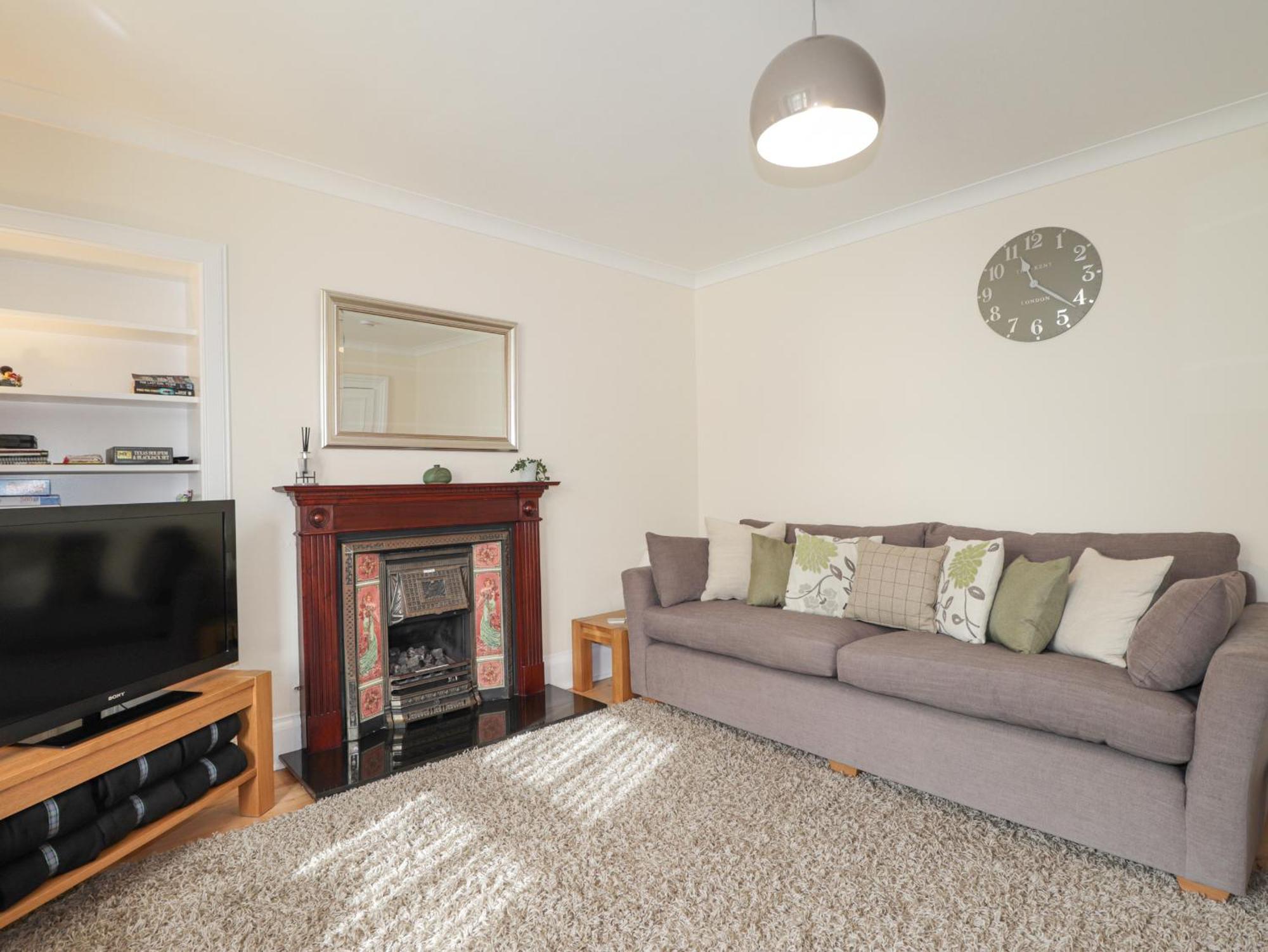 16 Fairfield Road Villa อินเวอร์เนส ภายนอก รูปภาพ