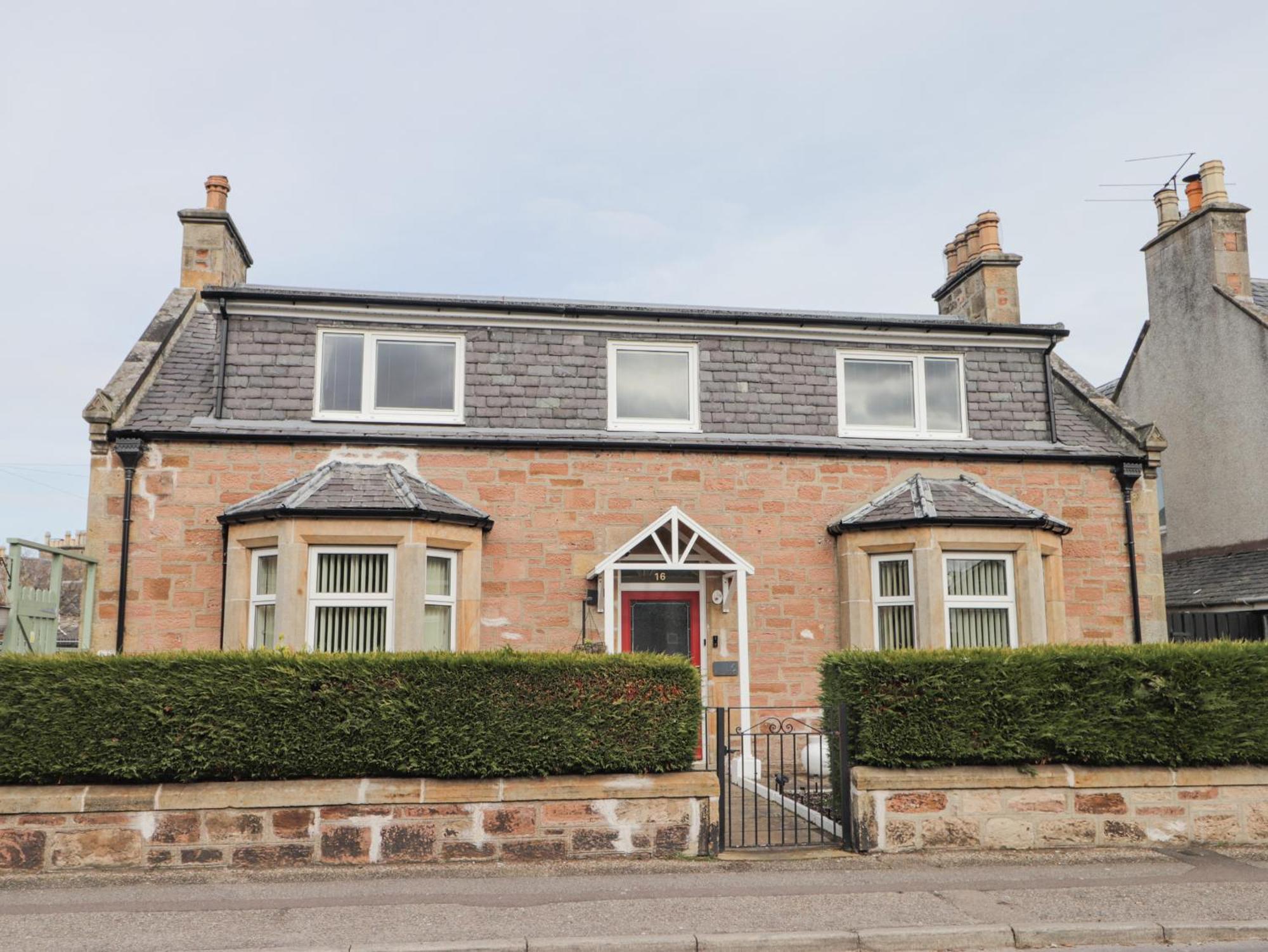 16 Fairfield Road Villa อินเวอร์เนส ภายนอก รูปภาพ